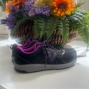 New Balance 412 INDUSTRIAL Wmn Sz 10 Work Shoes AlloyToe Fire/ Fuel resist